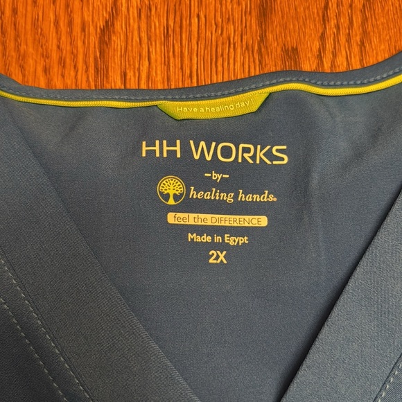 Helping Hands Scrub Set - Picture 4 of 10